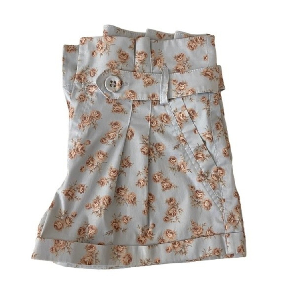 Waggon Paris Women’s Pastel Blue Floral Zip Up Shorts